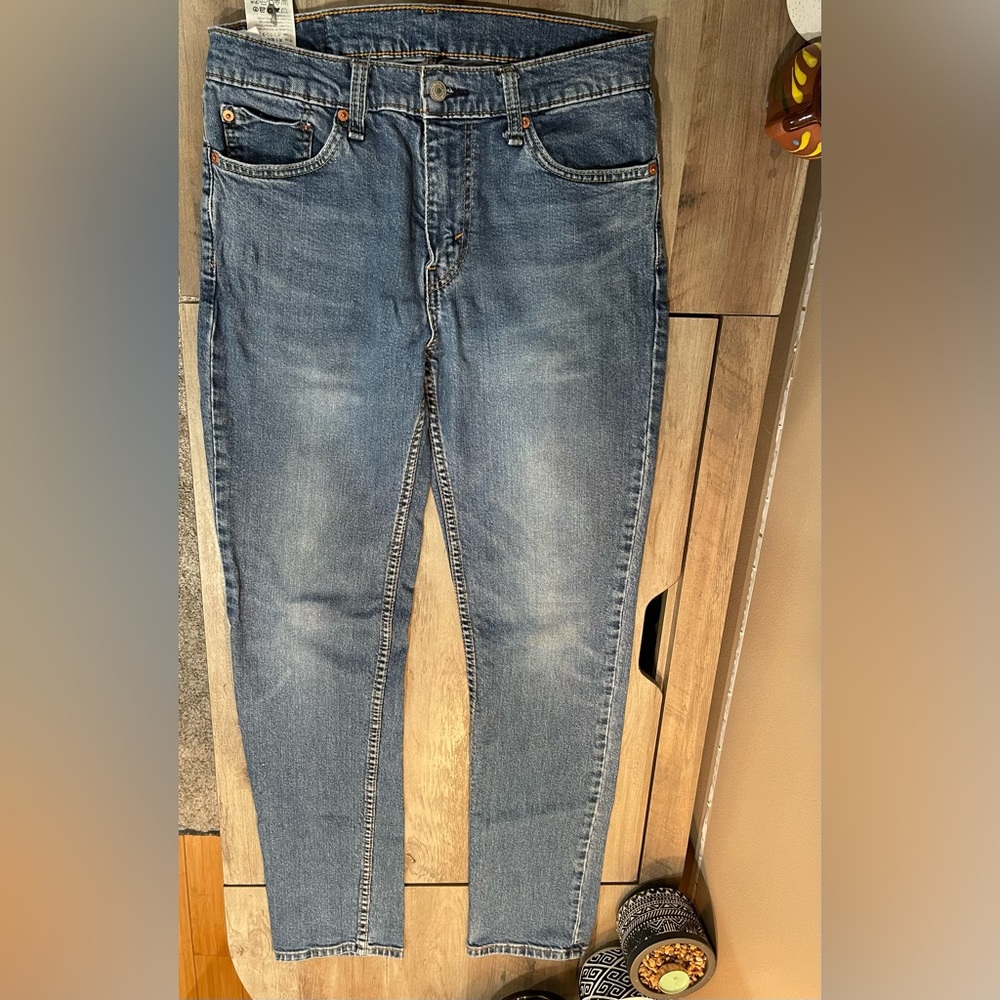 Levi blue slim jeans 32W x34L